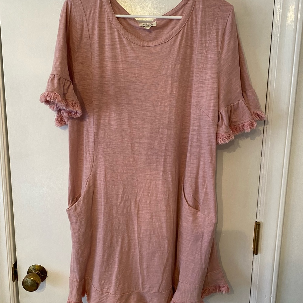 Boutique Dress! Pink w/ pockets